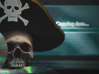 Piractwo w Internecie – złodziejstwo czy głos wolności?